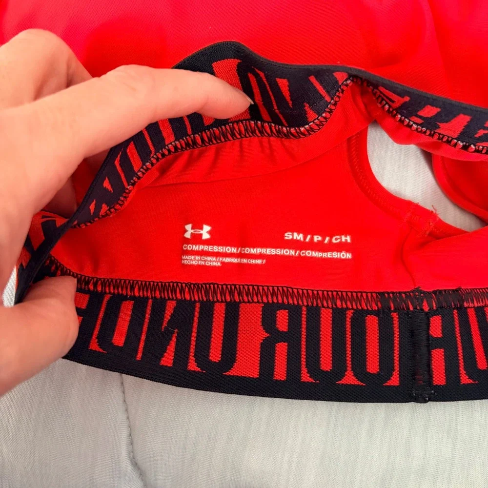 Under Armour Mid Crossback Compression‎ Sports Bra Red Small 1310665
